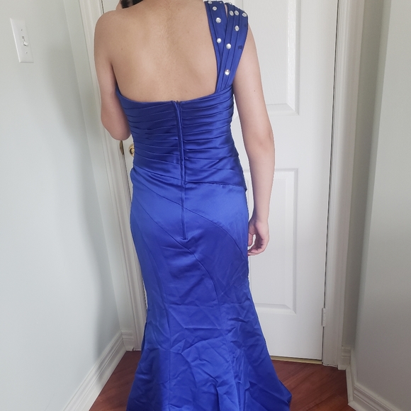 Prom dress - Picture 4 of 5